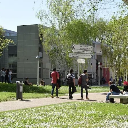 Appartement Renove - Tram & Centre - Parking Gratuit *