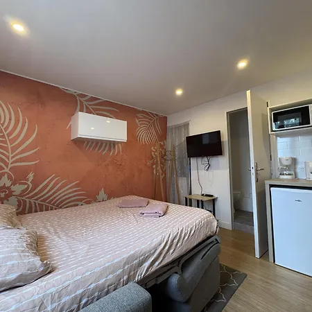 Apartment Fonctionnel - Tram & Centre - Parking Gratuit *